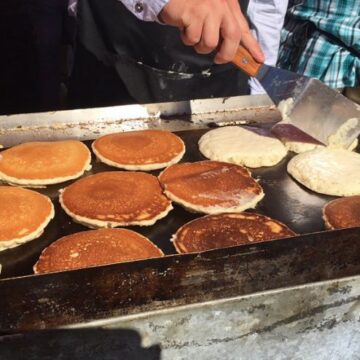Cenovus-Family-Day-pancake-breakfast-July-8-2018.-Photo-by-Kayla-Bruch-660-News.-878x494-1 List of free pancake breakfasts during the 2026 Calgary Stampede